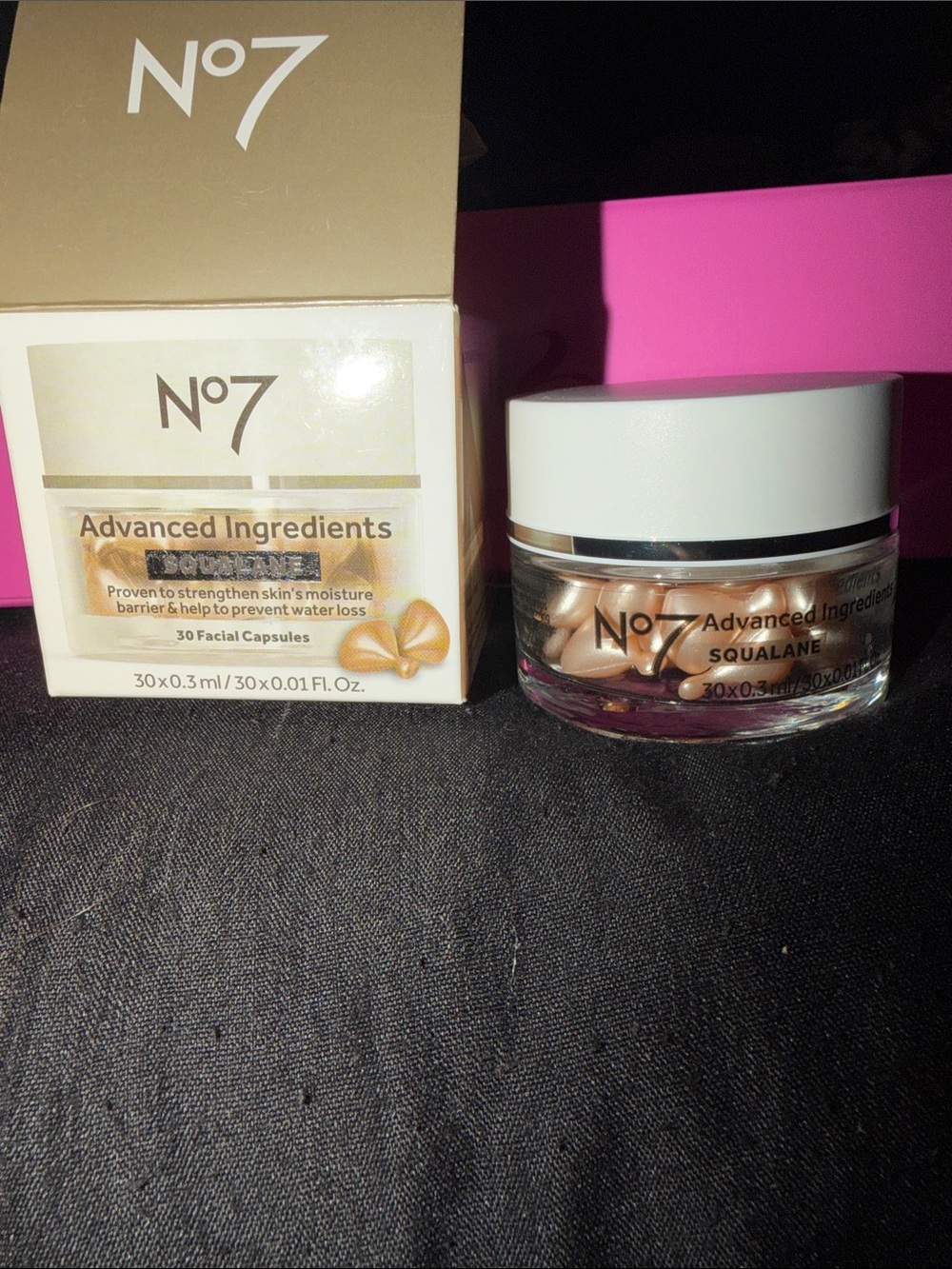 Squalane NO.7 Advanced Ingredients Facial Gold Capsules-Complimentary Face Mask - Picture 14 of 16
